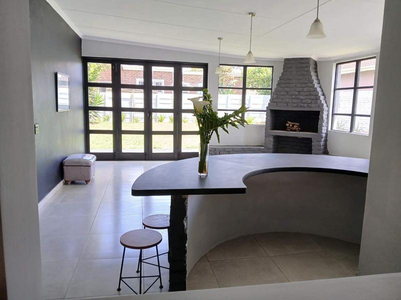 5 Bedroom Property for Sale in Stilbaai Wes Western Cape
